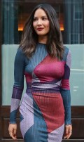 710x768, 89 KB, Olivia_Munn_at_her_hotel_in_NYC-01.jpg