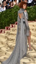 674x768, 126 KB, Zendaya_2018_MET_Gala_in_NYC-01.jpg