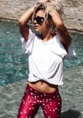 841x768, 111 KB, Kaley_Cuoco_Goldsheep_Clothing-01.jpg