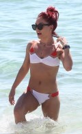 738x768, 79 KB, Sharna_Burgess_in_a_bikini_at_the_beach_in_Miami_Beach-01.jpg