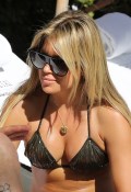 821x768, 103 KB, sylvie-meis-in-miami-2019_01_03-01.jpg