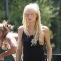 800x768, 91 KB, paris_hilton-wm-1.jpg