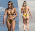 1024x768, 107 KB, Sofia_Richie_in_a_bikini_on_a_beach_in_Malibu_.jpg