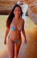 607x768, 65 KB, Olivia_Munn_in_a_bikini_Instagram_Video.jpg