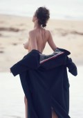 843x768, 41 KB, eliza_cummings_topless_in_marie_claire_italy_01a.jpg
