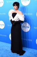 777x768, 66 KB, Demi_Lovato_Unicef_Gala_in_New_York_City_-01.jpg