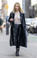 769x768, 68 KB, Ashley_Benson_out_shopping_in_New_York__-01.jpg