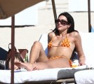 1024x768, 101 KB, Dua_Lipa_in_a_bikini_at_a_pool_in_Miami.jpg