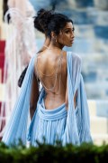 1024x768, 79 KB, Imaan_Hammam_at_Met_Gala_-01.jpg
