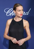 833x768, 56 KB, Brie_Larson_see_through_-01.jpg
