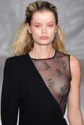 750x768, 59 KB, Frida_Aasen_-_FW_2019_Fashion_Show_in_Milan_January_2019_1__1_-ED22.jpg