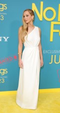 635x768, 49 KB, Jennifer_Lawrence_No_Hard_Feelings_premiere_in_NYC_1.jpg