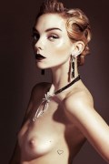 450x678, 56 KB, heather_marks-w_2012-03-01.jpg
