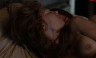 1024x768, 115 KB, vanessa_kirby_The_World_to_Come_-1.jpg
