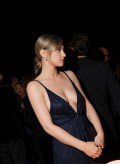 877x768, 49 KB, Lili_Reinhart_attending_the_Giorgio_Armani_RTW_Spring_2025_fashion_show_in_New_York_1.jpg