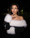 960x768, 46 KB, Victoria_Justice_leaving_Seth_MacFarlanes_annual_Christmas_party_in_LA_1.jpg