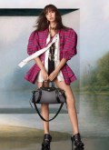 868x768, 97 KB, Lalisa_Manoban_Louis_Vuitton_Spring_Summer_Collection_2025_Campaign_1.jpg