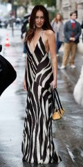 596x768, 81 KB, Alycia_Debnam_Carey_Nina_Ricci_show_during_Paris_Fashion_Week_2.jpg