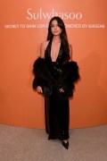 800x768, 58 KB, Ella_Mendelsohn_at_Sulwhasoo_The_Secret_to_Skin_Longevity_Gala_in_New_York.jpg