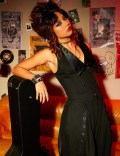 923x768, 103 KB, Xochitl_Gomez_Social_Collision_Photoshoot_1.jpg