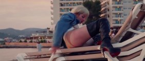 Najwa Nimri in Rat Race