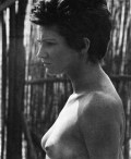 Carla Gravina nude in Cuore di mamma