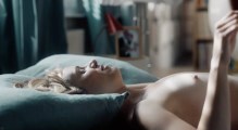 Anna Pieri nude in Double vie