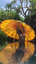 Sara Jean Underwood nude in photo shoot