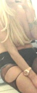 Amanda Bynes nude in Self-shots