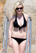Kirsten Dunst in bikini