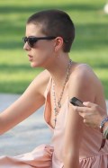 Agyness Deyn nude in Nip slip