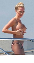 Aisleyne Horgan-Wallace nude in topless
