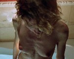 Alba Rohrwacher nude in La solitudine dei numeri primi