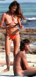 Alessia Fabiani nude in Topless sunbathing