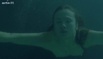 Alina Levshin nude in "Im Angesicht des Verbrechens"