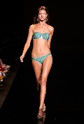 Anett Griffel in Rosa Cha