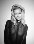Annabelle Dexter-Jones in Oyster