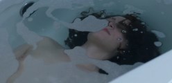 Ariane Labed nude in Voir du pays