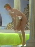Ariane Lartéguy nude in Les hommes préfèrent les grosses