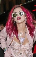 Bella Thorne in see  through