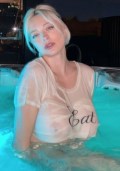 Caroline Vreeland in see  through