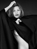 Caroline Corinth in photo shoot