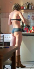 Céline Sallette in Les rois du monde