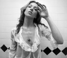 Chloe Tuttle in photo shoot