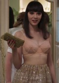 Clara Antoons in Les petits meurtres d'Agatha Christie