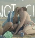 Eva Hatik nude in Vingt-cinq