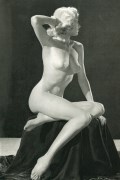 Elaine Devry nude in Nus