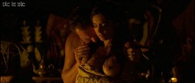 Emanuela Garuccio nude in Il mercante di stoffe