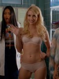 Emma Roberts in Scream Queens