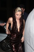 Florence Pugh nude in Nip slip